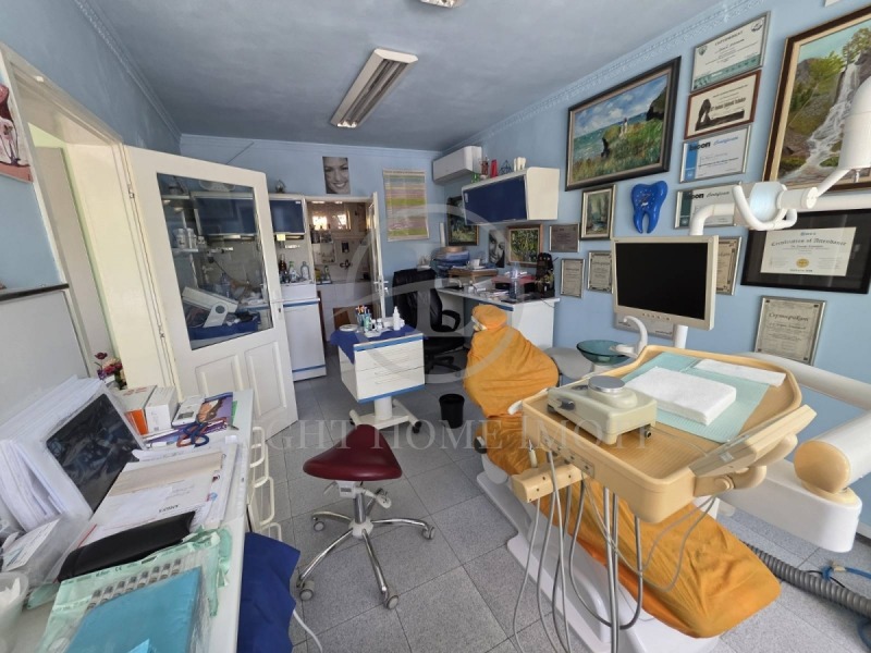 Продава  Магазин град Пловдив , Кючук Париж , 39 кв.м | 91648108 - изображение [2]