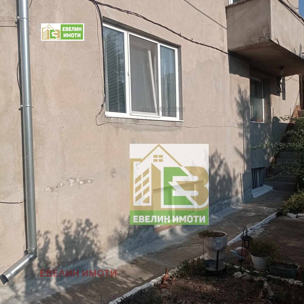Продава ЕТАЖ ОТ КЪЩА, гр. Русе, Дружба 2, снимка 2 - Етаж от къща - 50548563