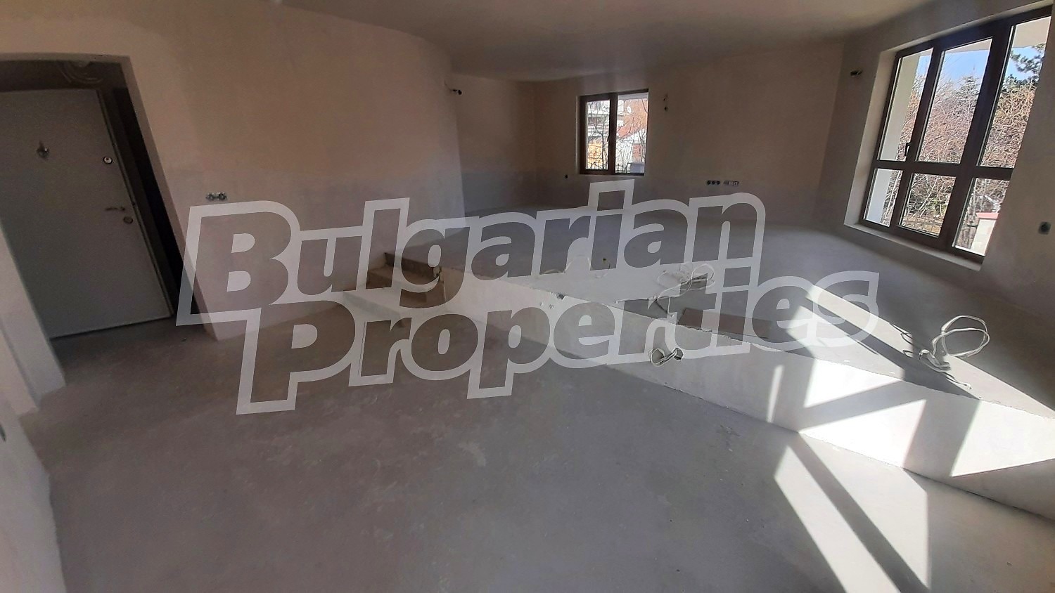 Продава ВИЛА, гр. Варна, м-т Горна Трака, снимка 8 - Вили - 56195220
