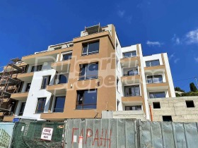 Продажба на тристайни апартаменти в град Варна — страница 7 - изображение 3 