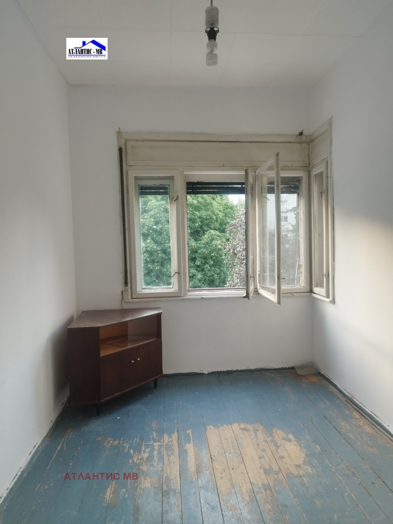 Продава  2-стаен град Силистра , Център , 60 кв.м | 50786691 - изображение [3]