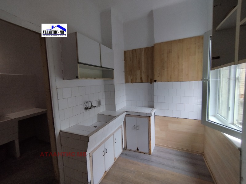 Продава  2-стаен град Силистра , Център , 60 кв.м | 50786691 - изображение [8]