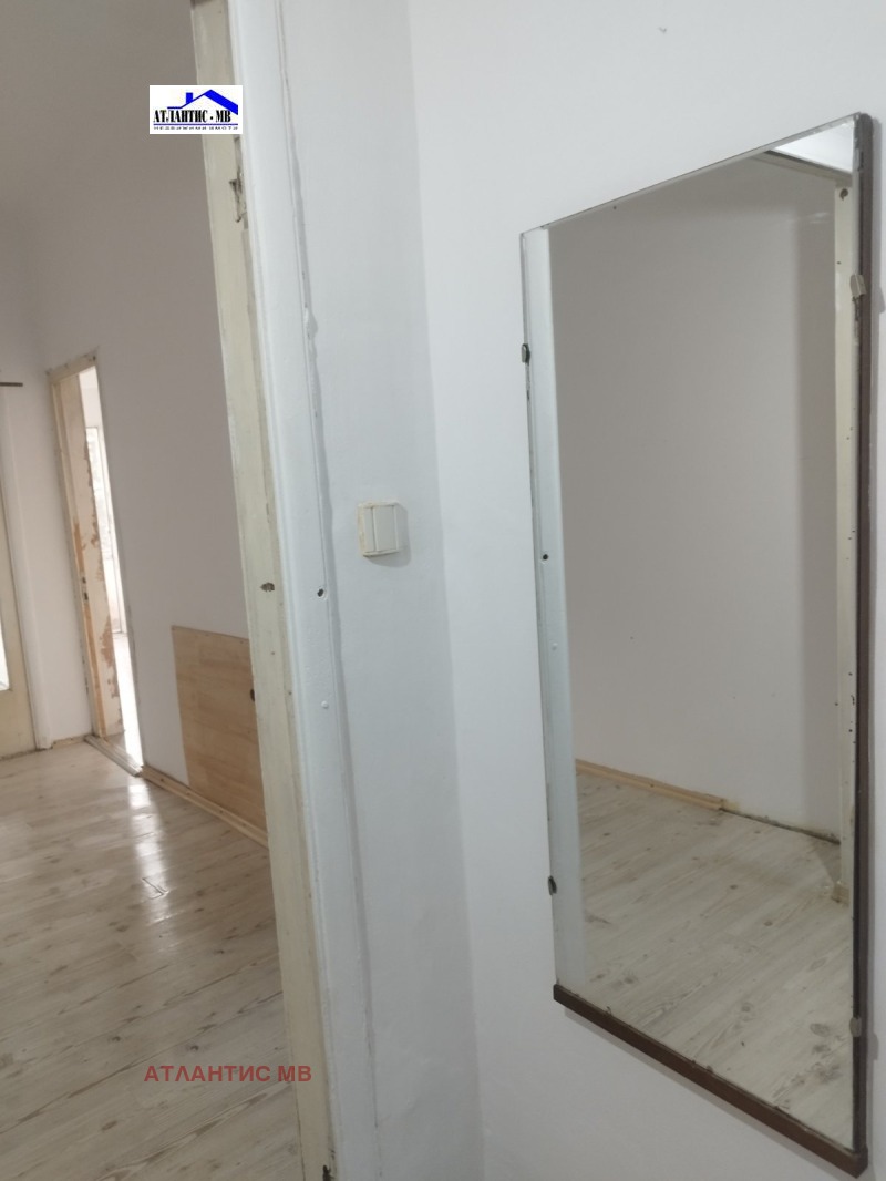 Продава  2-стаен град Силистра , Център , 60 кв.м | 50786691
