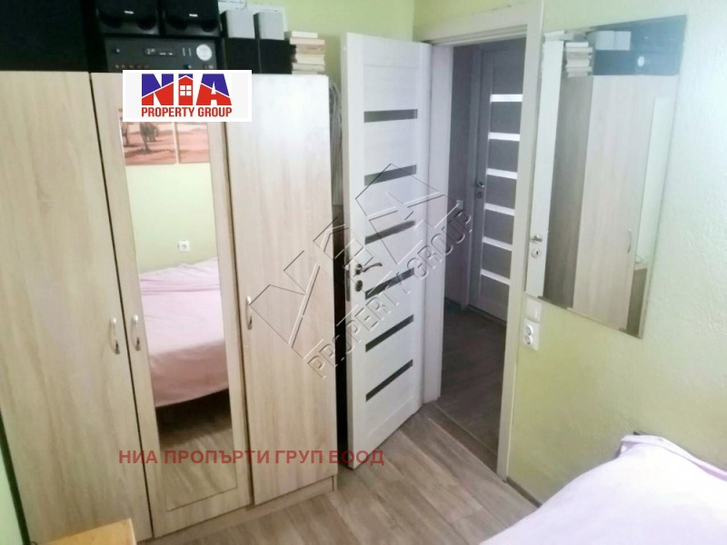 Продава 3-СТАЕН, гр. Бургас, Зорница, снимка 3 - Aпартаменти - 49056646