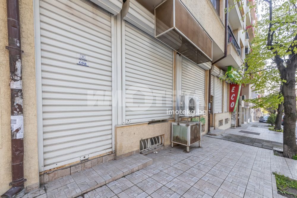 Продава МАГАЗИН, гр. Варна, Левски 1, снимка 8 - Магазини - 53706520