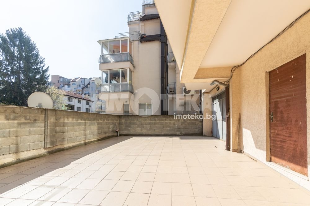 Продава МАГАЗИН, гр. Варна, Левски 1, снимка 3 - Магазини - 53706520