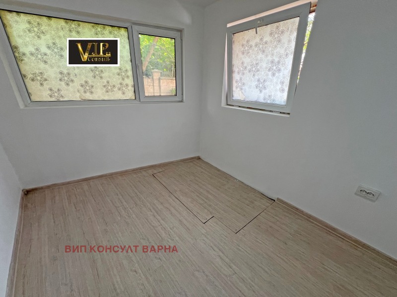 Te koop  Studio Varna , Pobeda , 46 m² | 56316441 - afbeelding [2]