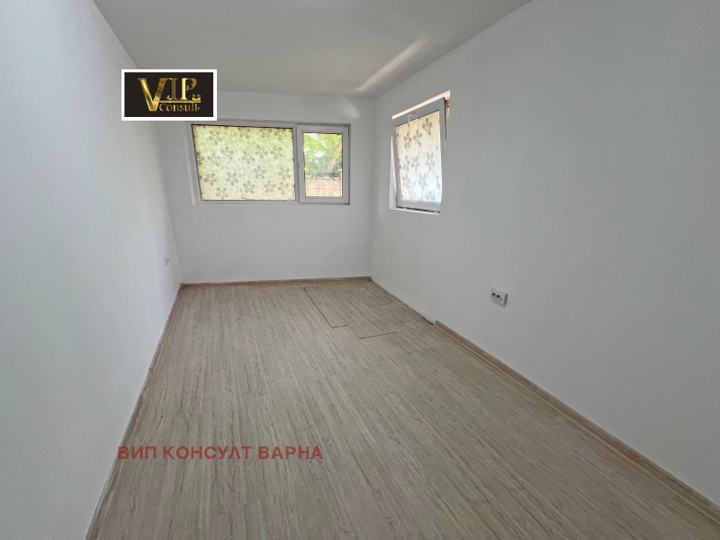 Te koop  Studio Varna , Pobeda , 46 m² | 56316441