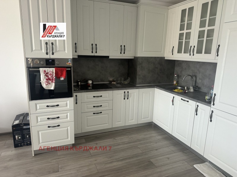 Te koop  2 slaapkamers Kardzjali , Vazrozjdentsi , 115 m² | 28500107 - afbeelding [2]