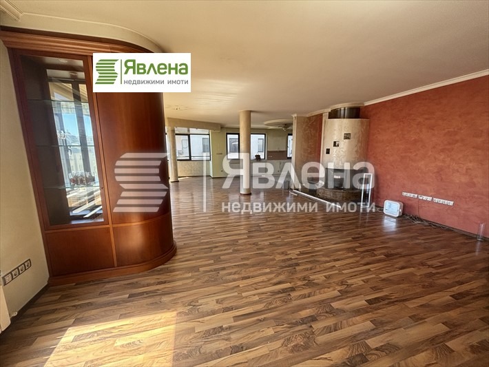 Продава МНОГОСТАЕН, гр. София, Лозенец, снимка 2 - Апартаменти - 52618919
