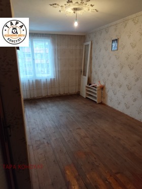 3 chambres Gorna Oryahovitsa, région Veliko Tarnovo 1