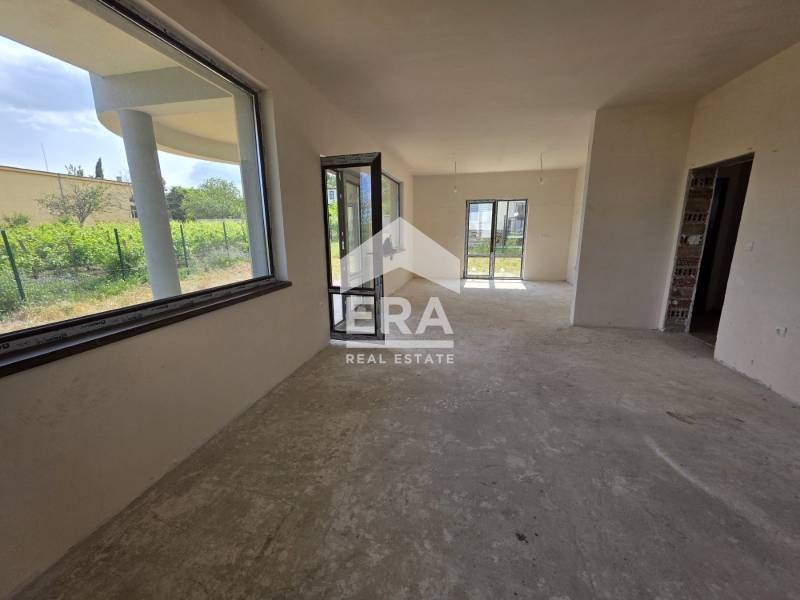 Продава  Къща област Варна , с. Равна гора , 245 кв.м | 57685227