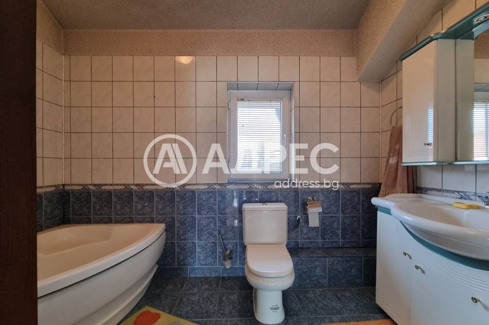 Продава КЪЩА, гр. София, Надежда 1, снимка 16 - Къщи - 54200970