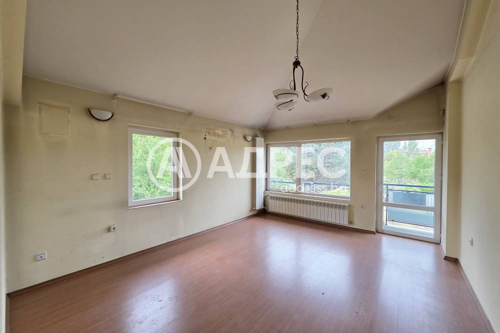 Продава КЪЩА, гр. София, Надежда 1, снимка 12 - Къщи - 54200970