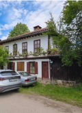 Продава КЪЩА, с. Орешак, област Ловеч, снимка 1