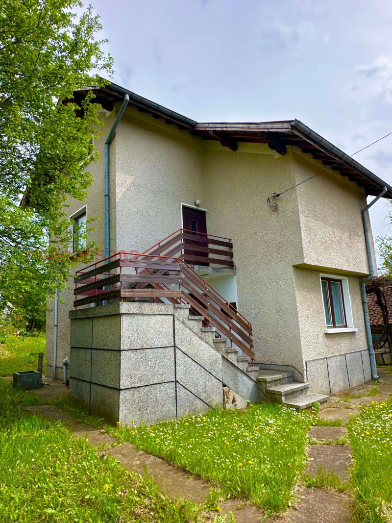 Na prodej  Dům oblast Sofia , Dolno Kamarci , 104 m2 | 16905661