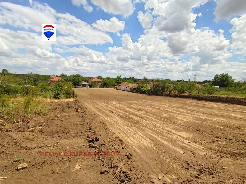 For Sale  Plot region Ruse , Basarbovo , 1848 sq.m | 34585222 - image [2]