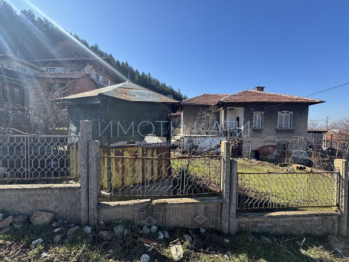 Продава КЪЩА, с. Дрен, област Перник