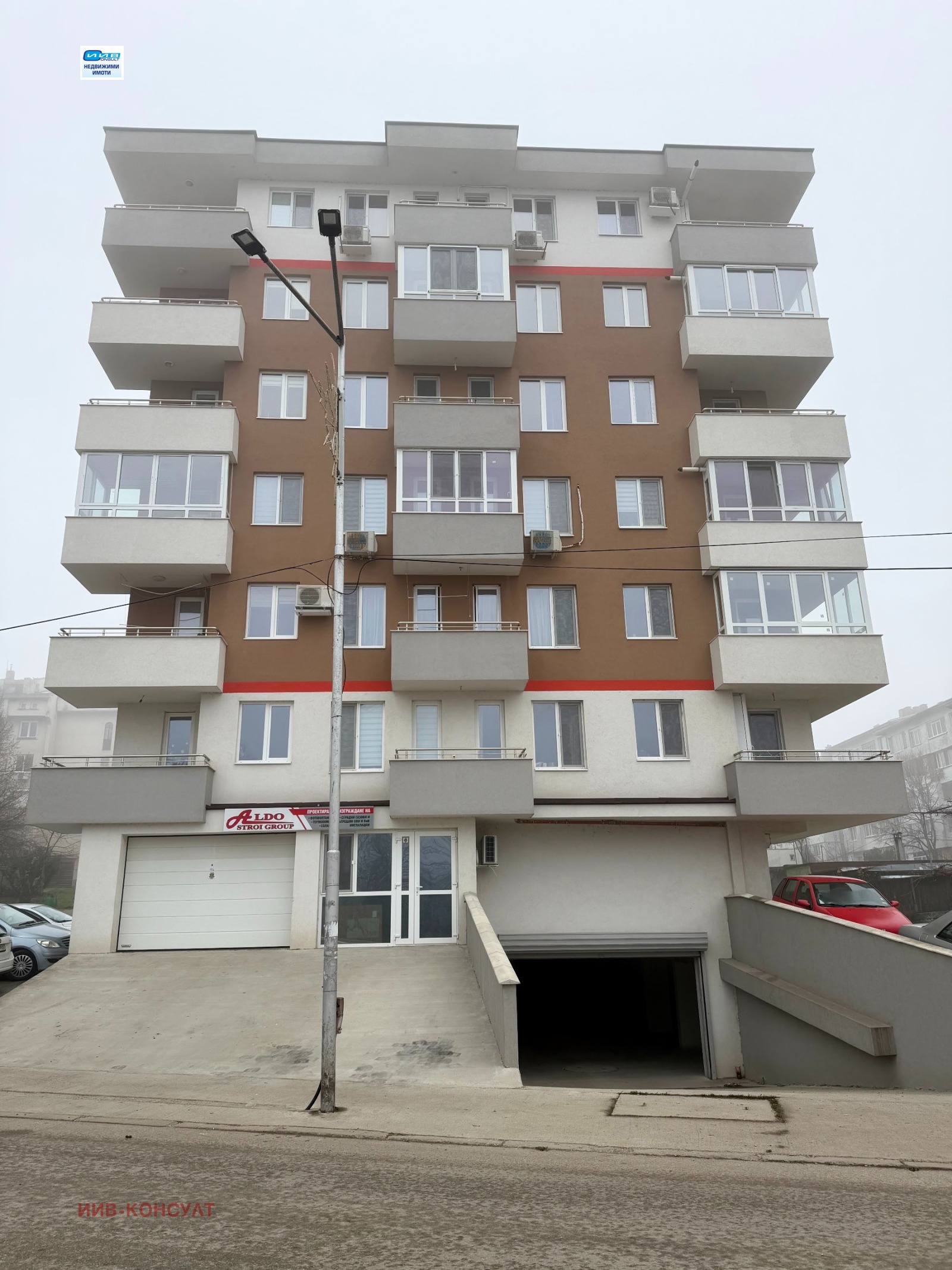 Продава ГАРАЖ, ПАРКОМЯСТО, гр. Велико Търново, Картала, снимка 2 - Гаражи и паркоместа - 52845298