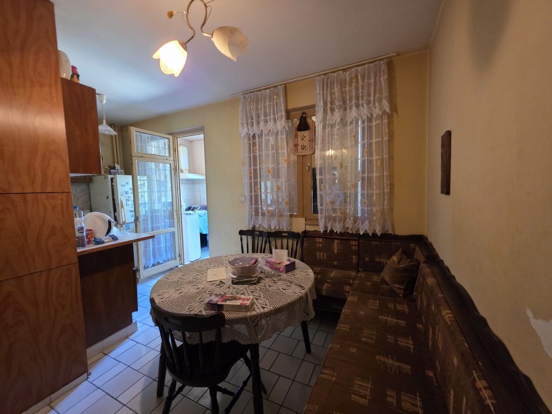 Продава 4-СТАЕН в град Варна, Владислав Варненчик 1 - 96 кв.м / 134 900 € » 263 841.47 лв., МАТЕКС ИМОТИ