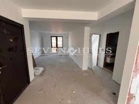 2 slaapkamers Mladezjki Chalm, Plovdiv 2