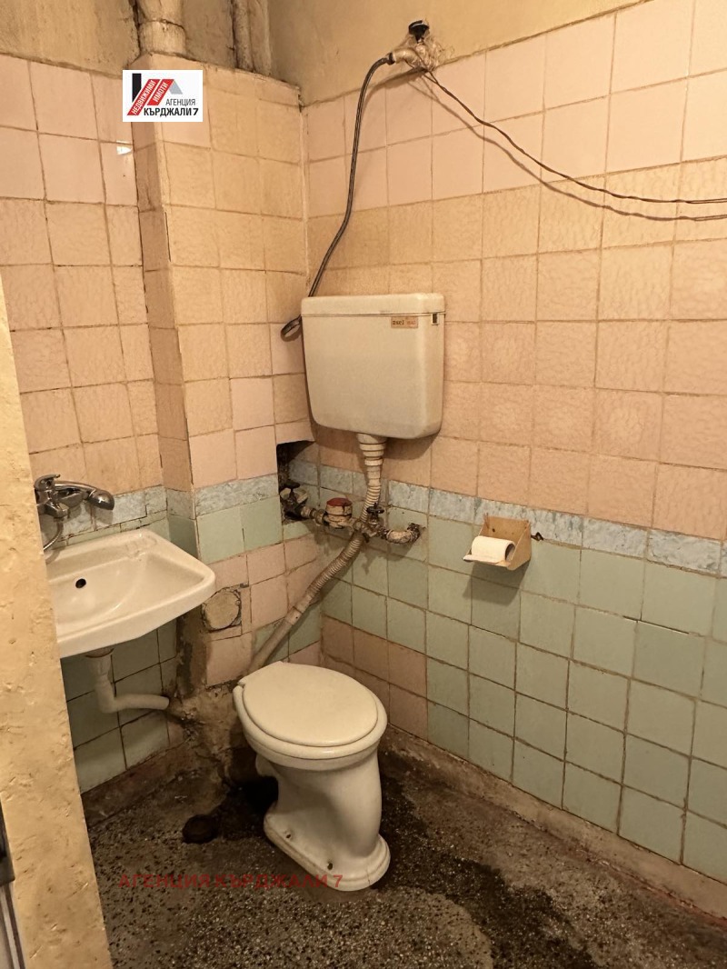 На продаж  2 спальні Кърджали , Веселчане , 65 кв.м | 22514220 - зображення [9]