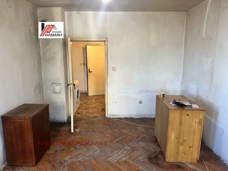 На продаж  2 спальні Кърджали , Веселчане , 65 кв.м | 22514220 - зображення [4]