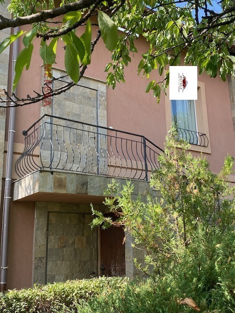 Продава КЪЩА, с. Сирищник, област Перник, снимка 7 - Къщи - 53792192