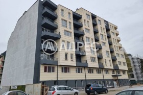 3-стаен град София, Сухата река 16