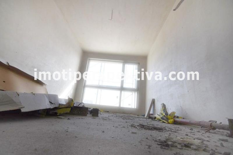 For Sale  1 bedroom Plovdiv , Hristo Smirnenski , 211 sq.m | 11542176 - image [2]