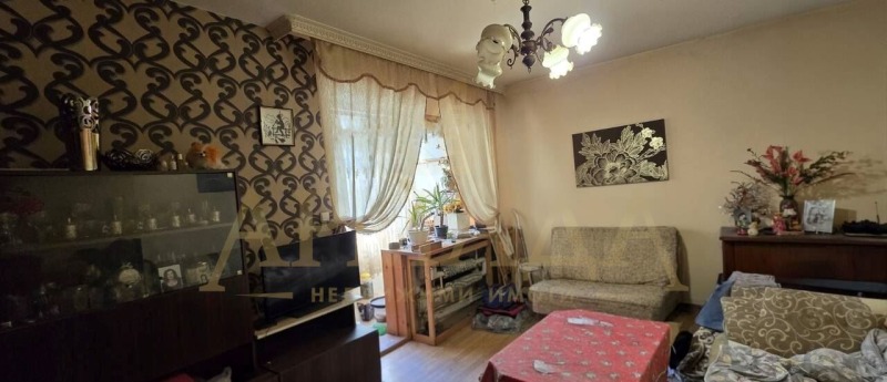 Продава  2-стаен, град Пловдив, Тракия • 91 300 EUR • ID 52669415 — holmes.bg - [1] 
