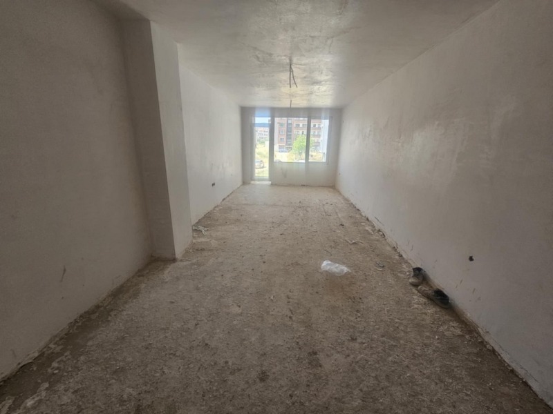 Na sprzedaż  2 sypialnie Kardżali , Wazrożdenci , 135 mkw | 80804945