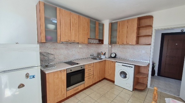 Продава 3-СТАЕН, гр. Бургас, Възраждане, снимка 2 - Апартаменти - 52693677