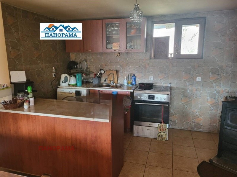 Продава КЪЩА, с. Песнопой, област Пловдив, снимка 5 - Къщи - 52661070