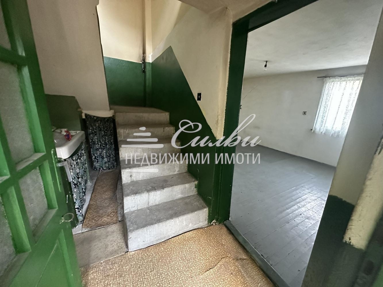 Продава КЪЩА, гр. Шумен, Томбул джамия, снимка 3 - Къщи - 53982041