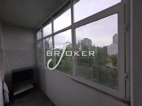 4-стаен град Кърджали, Веселчане 12