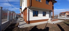 Haus Boschurishte, region Sofia 2