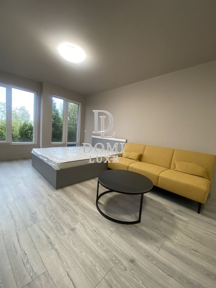 Myytävänä  Studio Varna , m-t Dolna Traka , 40 neliömetriä | 67939216 - kuva [2]