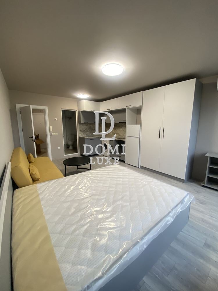 Myytävänä  Studio Varna , m-t Dolna Traka , 40 neliömetriä | 67939216 - kuva [7]