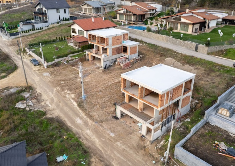 Продава КЪЩА, с. Николово, област Русе