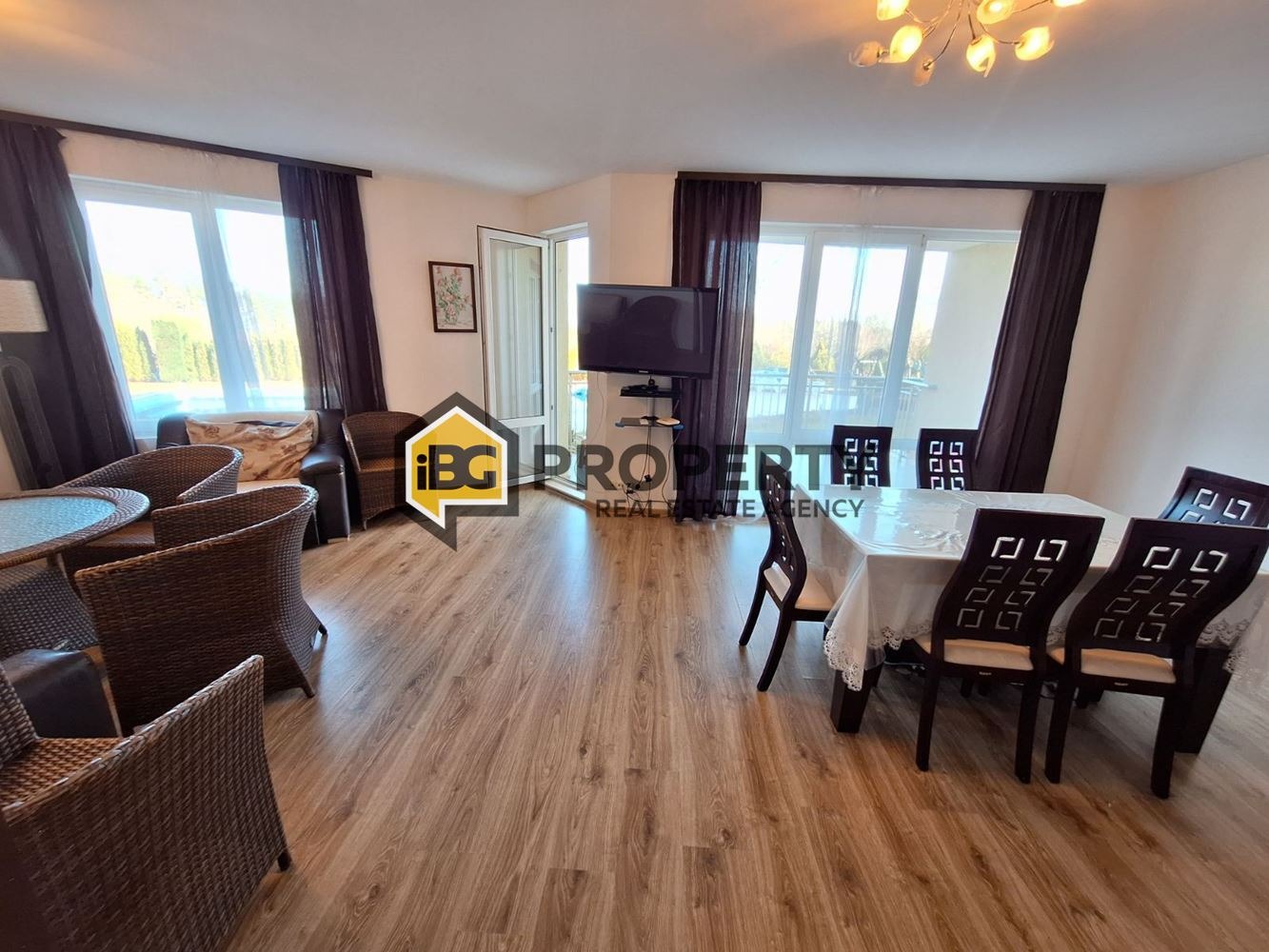 Продава 3-СТАЕН, гр. Бяла, област Варна, снимка 2 - Апартаменти - 53382883