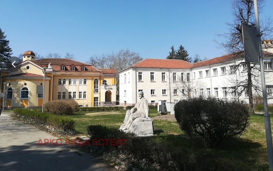 Продава ЕТАЖ ОТ КЪЩА, гр. Вършец, област Монтана, снимка 12 - Етаж от къща - 55295976