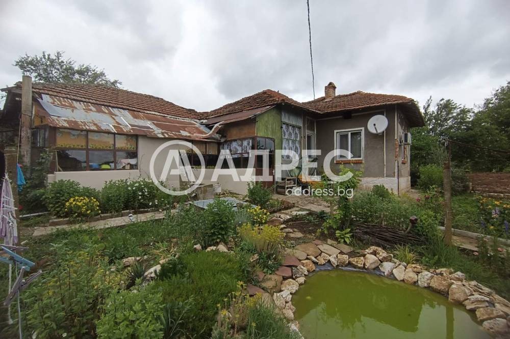 Продава КЪЩА, с. Побит камък, област Разград