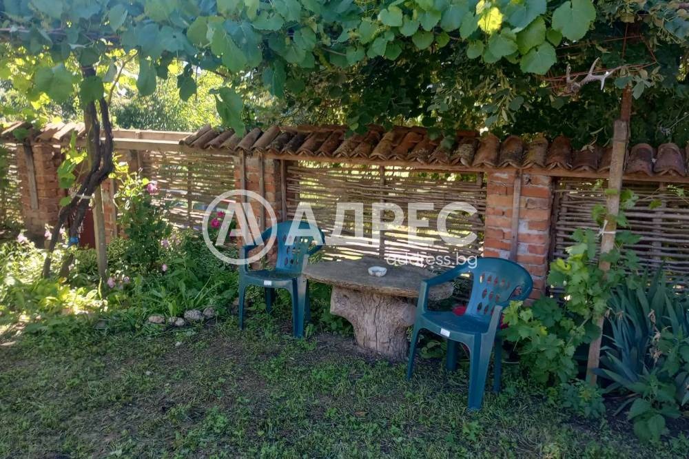 Продава КЪЩА, с. Побит камък, област Разград, снимка 4 - Къщи - 54935427
