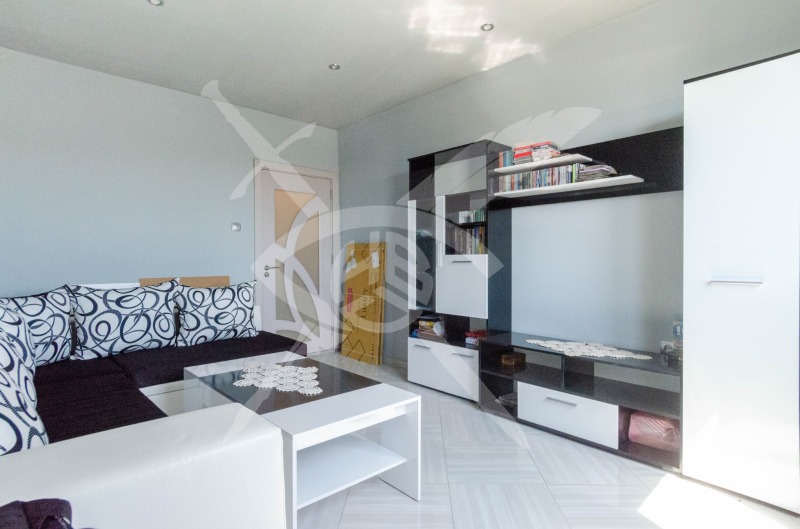 Продава  2-стаен, град Варна, Младост 2 •  134 900 EUR • ID 70775579 — holmes.bg - [1] 