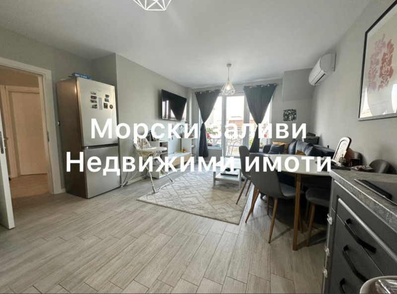 Продава 3-СТАЕН, гр. Бургас, Славейков, снимка 2 - Aпартаменти - 47141682