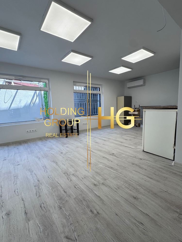 Продава ОФИС, гр. Варна, Център, снимка 12 - Офиси - 55312106