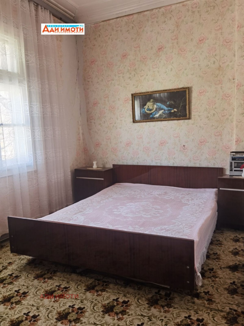 Продава  Етаж от къща област Пловдив , гр. Карлово , 143 кв.м | 60364409 - изображение [10]