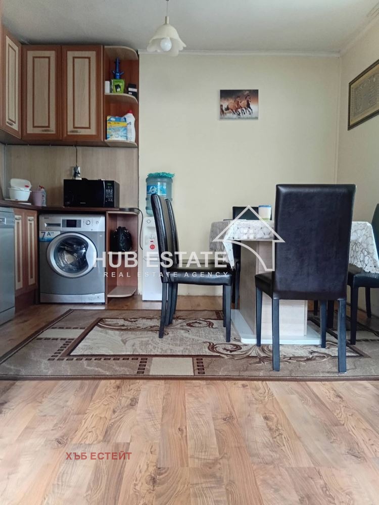 Продава ЕТАЖ ОТ КЪЩА, гр. Добрич, Христо Ботев, снимка 7 - Етаж от къща - 55804656