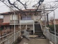 Продава ЕТАЖ ОТ КЪЩА, гр. Карлово, област Пловдив, снимка 2 - Етаж от къща - 45062263